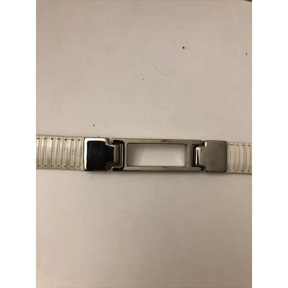 Cache white leather